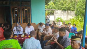 Hj Suwarti Burlian dan H Thamrin Hasan Silaturahmi Sekaligus Doa Bersama di Desa Bangun Rejo
