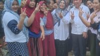 Aksi Sosial, Sulthan Berikan Bantuan 2 Karpet Sajadah Dan 2 Kipas Angin untuk Mushola Darul Falaq